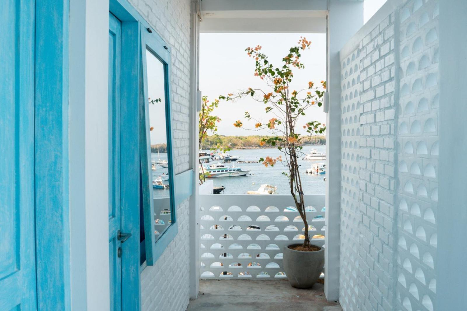 Paras Paros Marina Sanur